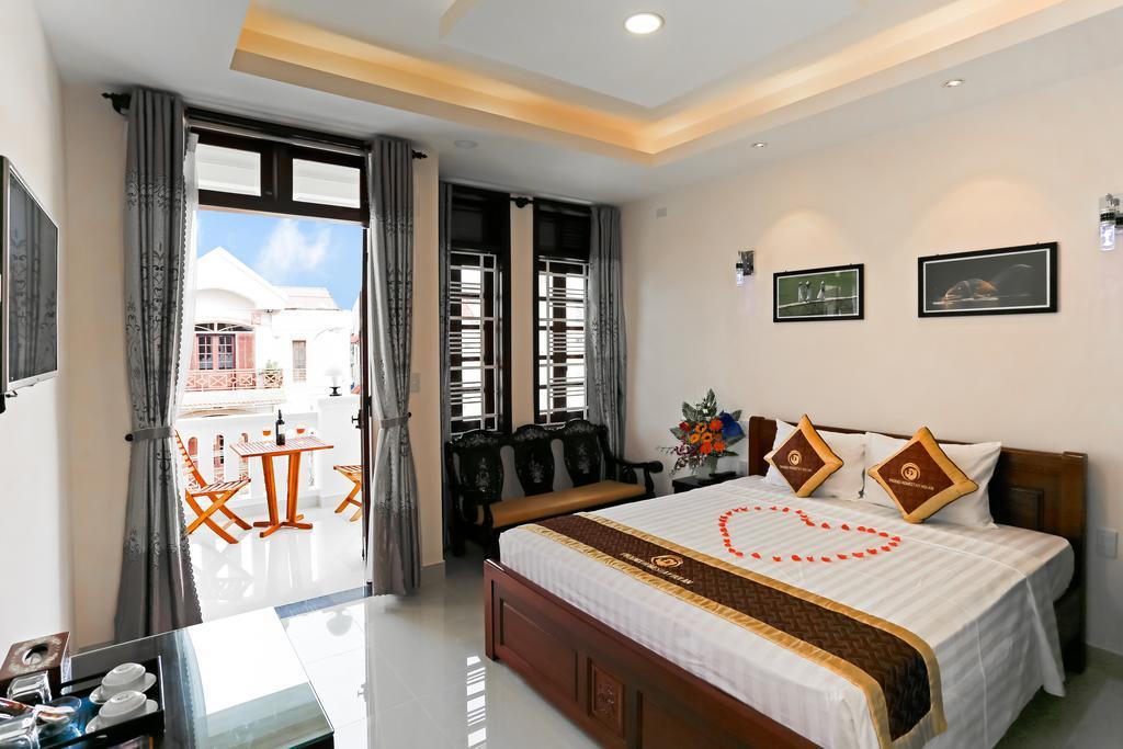 Phoenix Homestay Hoi An Exterior photo